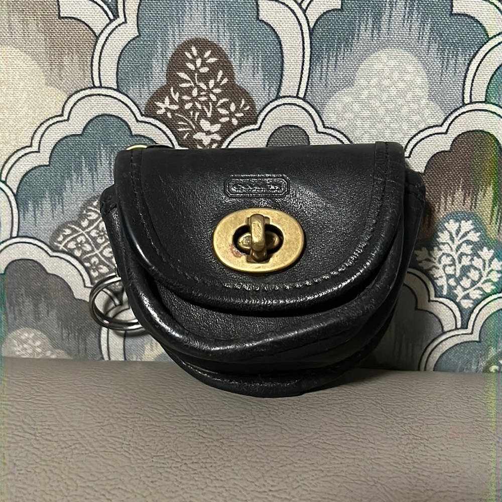 Vintage Coach Black Leather Mini Station Bag Key Fob Coin Purse Turnlock 90s